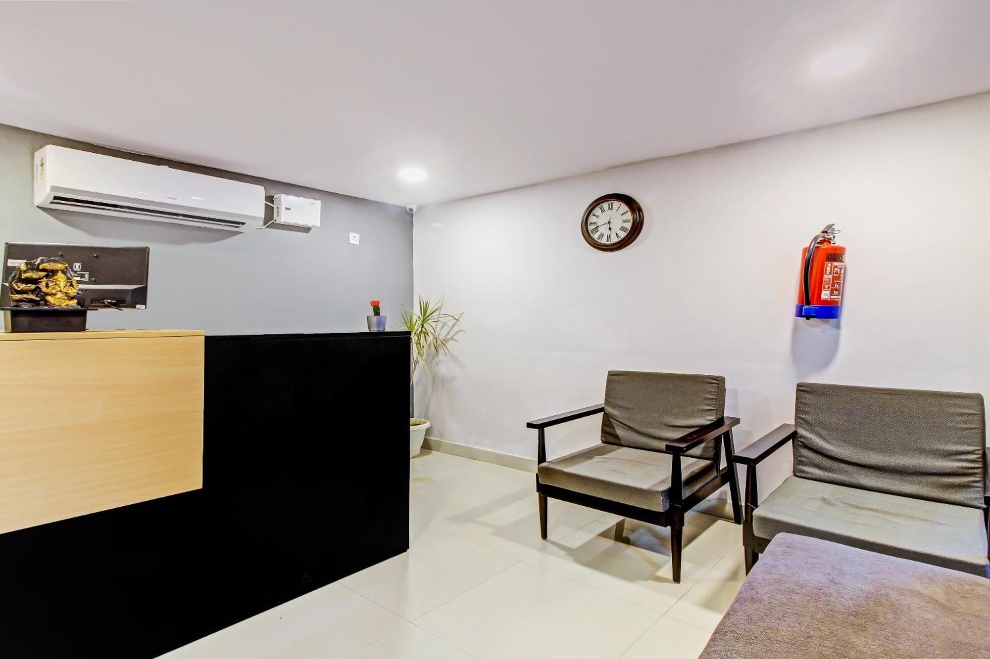 Hotel O Ss Skyline Shamshabad Eksteriør bilde